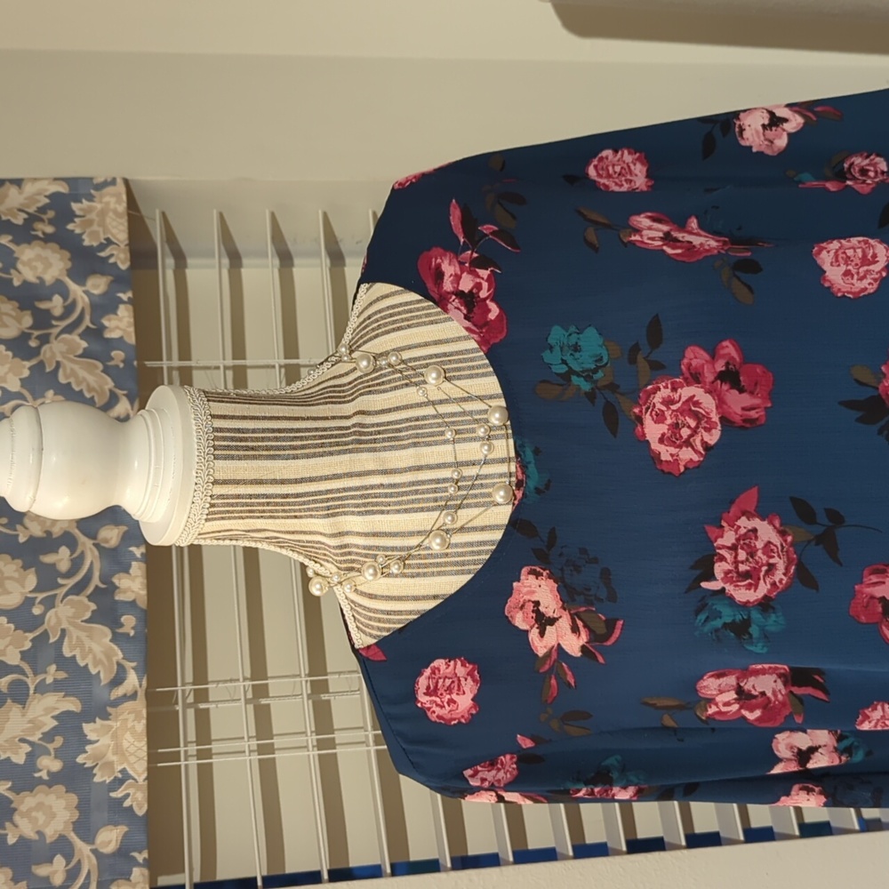 Elle women's blouse